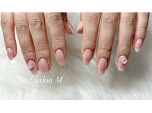 ネイルサロン M/持ち込みデザイン　8640円