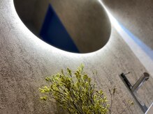 アトモス サニーテラス(Atmos sunny terrace)/パリジェンヌ/ハリウッド/まつパ