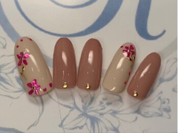ネイルサロン リリオ(Nail Salon Ririo)/シェルフラワーネイル