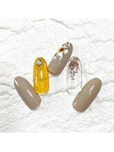 ミュナ(myuna)/くすみカラーのフラワーネイル