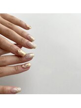 アンリ(Henri)/design