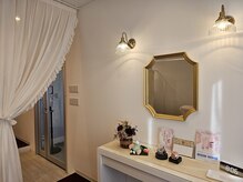 ヤクルトビューティエンスサロン 津福サロン/美意識が高まる空間でゆったり