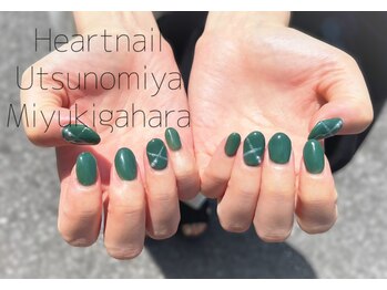 はあとねいる 宇都宮御幸ヶ原店/【通常】オフィス緑ネイル