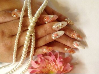 おしゃれフラワーネイル