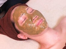 リーフ(Leaf)/剥けないハーブピーリング