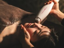 リイサ(Riesa)の雰囲気（大人気【たるみ改善/ハリ/小シワ】奇跡フェイシャル60分￥7700‐）