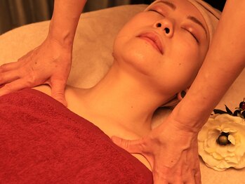 エステティックミレイ(Aesthetic Mirei)の写真/「最近なんか老けた…？」そんな風に感じる方必見！たるみ緩和＆ほうれい線ケアはじめませんか？