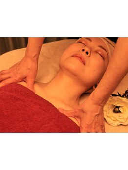 ホウレイ線・たるみ改善！予防ケア