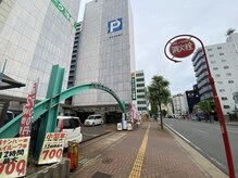 語 かたりべ/駐車場はこちらをご利用ください