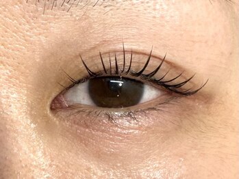 En.【4月4日OPEN(予定)】の写真/自まつげ級に軽いシックなデザインを♪日常に華を添えて、毎日鏡を見るのが楽しみに★初めての方も大歓迎!