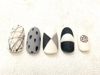 スリープ 中目黒(Sleep nakameguro)/モノトーンネイル