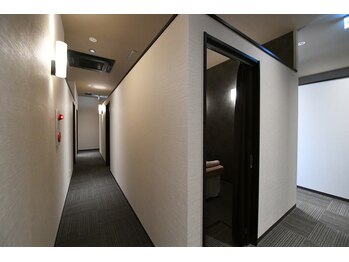 ムー 上新庄店(MUU)/個室がならぶ贅沢なサロン♪