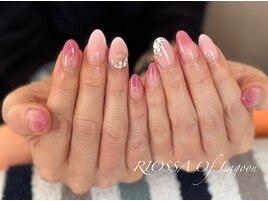 大人かわいいピンクネイル
