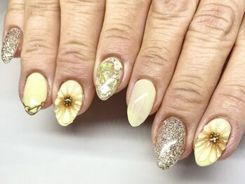 ひまわりネイル