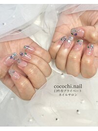 キラキラ韓国系ネイル