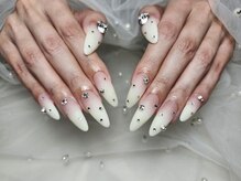 Luo Silque Naha まつげパーマ/パリジェンヌ/マツエク/LED/眉毛/韓国/パラジェル/ロングネイル