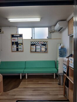 品川接骨院/待合室