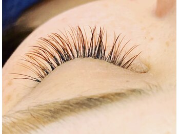 アイラッシュサロンK/ブラウンミックス抜け感