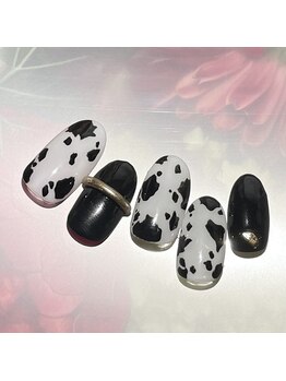 クランベリーネイル 代官山 恵比寿(cranberry nail)/ダルメシアンネイル