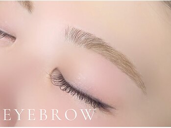 ベレアラッシュ 神田(Bellea Lash)の写真/【一気に垢抜け眉毛★】メンズ歓迎！自己処理では難しい"眉毛Wax＋間引きカット"で毎日メイクを楽に♪