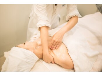 ポーラ ザ ビューティ 下関駅前店(POLA THE BEAUTY)/肩甲骨まわり・僧帽筋ほぐし