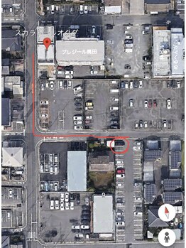 エクシアホワイトニング 奥田店/駐車場