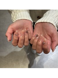 血色感アップ！【チークネイル】