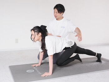 谷町フィットネス(谷町Fitness)の写真/今から始める！短時間×効率重視で薄着に映える理想ボディへ◇トレーナーと二人三脚で健康的なカラダへ！