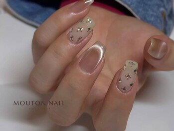 ムートンネイル 大阪梅田店(MOUTON NAIL)の写真/シンプルネイルこそ仕上がりに差が出る◇豊富なカラー&パーツであなたの魅力が引き立つ指先を実現します♪