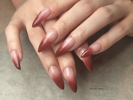 赤みブラウングラデーション