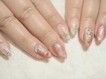 B's amor 大府店 Nail design