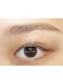 ナチュラル上品な目元にしたい