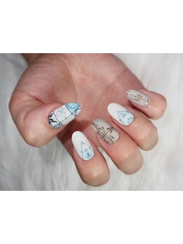 手描きアートが得意なサロン