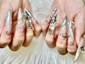 フィルイン専門店【cianail】の写真/豊富なカラーとパーツで指先を彩る♪パーツ付け放題も◎名古屋駅徒歩すぐ！