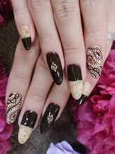 ネイルルーム 千美(room)/大理石+ペイズリーネイル