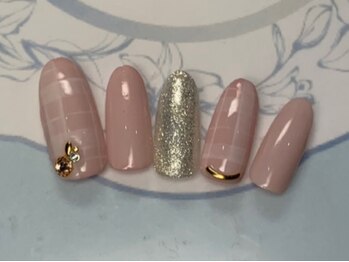 ネイルサロン リリオ(Nail Salon Ririo)/ラブリーチェックネイル
