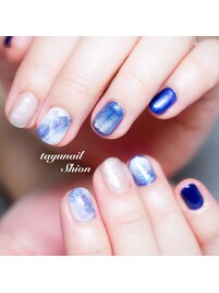 ネイビーニュアンスネイル
