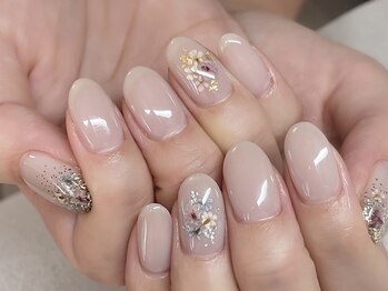 アプリップネイル(Applip nail)の写真/シンプルだけどこだわりのトレンド感のある指先に★豊富なカラーバリエーションで飽きのこないネイルを♪
