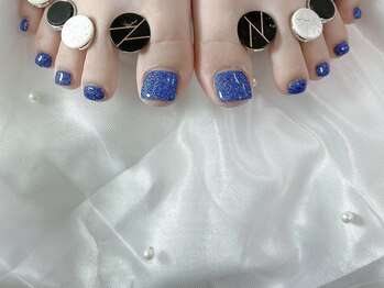 ベル(bell)/シンプル可愛いお客様ネイル♪