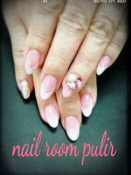 ネイルルーム プリル(Nail Room pulir)/