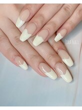トラビューティー(TORA beauty)/うねうね　フレンチネイル