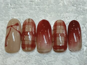 ネイルアンドアイラッシュ ネネ/チェック柄 リボン