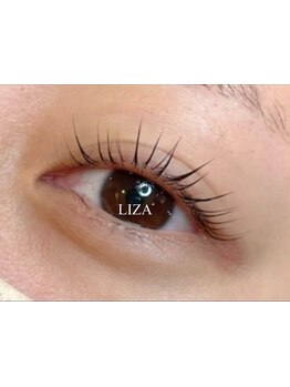 ナチュラル上品な目元にしたい