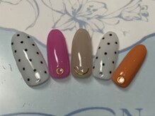 ネイルサロン リリオ(Nail Salon Ririo)/大人カラードットネイル