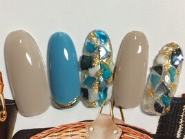 ブルー系シェル×金箔ネイル