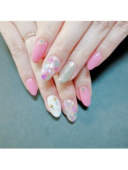 ネイルルーム プリル(Nail Room pulir)/