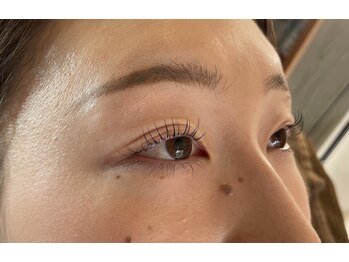 グランヴェルデ(GRAND VERDE)/すっぴんでも褒められる目元