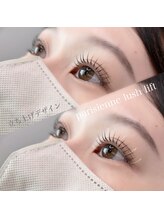 クイーンズ(Queens)/パリジェンヌ ラッシュリフト