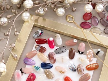 エミュル(emyuheureux)の写真/《大人女子必見!魅せる指先に☆》好立地×低価格設定で定期的なネイルメンテナンスに最適なサロン♪