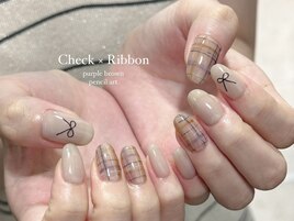 秋チェックネイル　akane